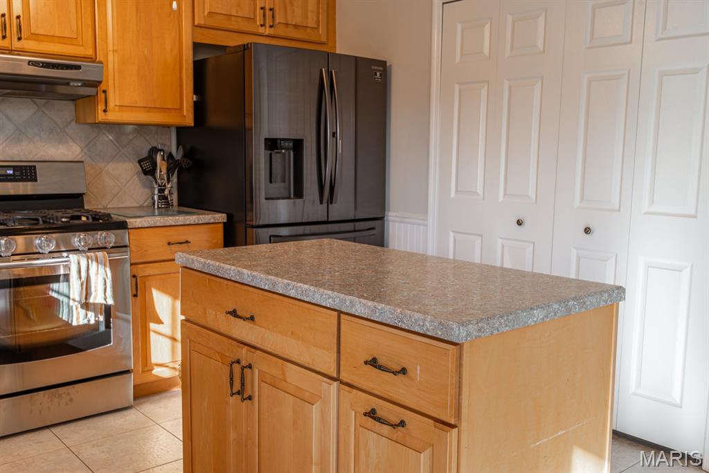 7012 Chalkstone Road Oakville, MO 63129 - Photo 20 of 48