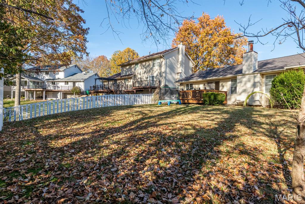 7012 Chalkstone Road Oakville, MO 63129 - Photo 28 of 48