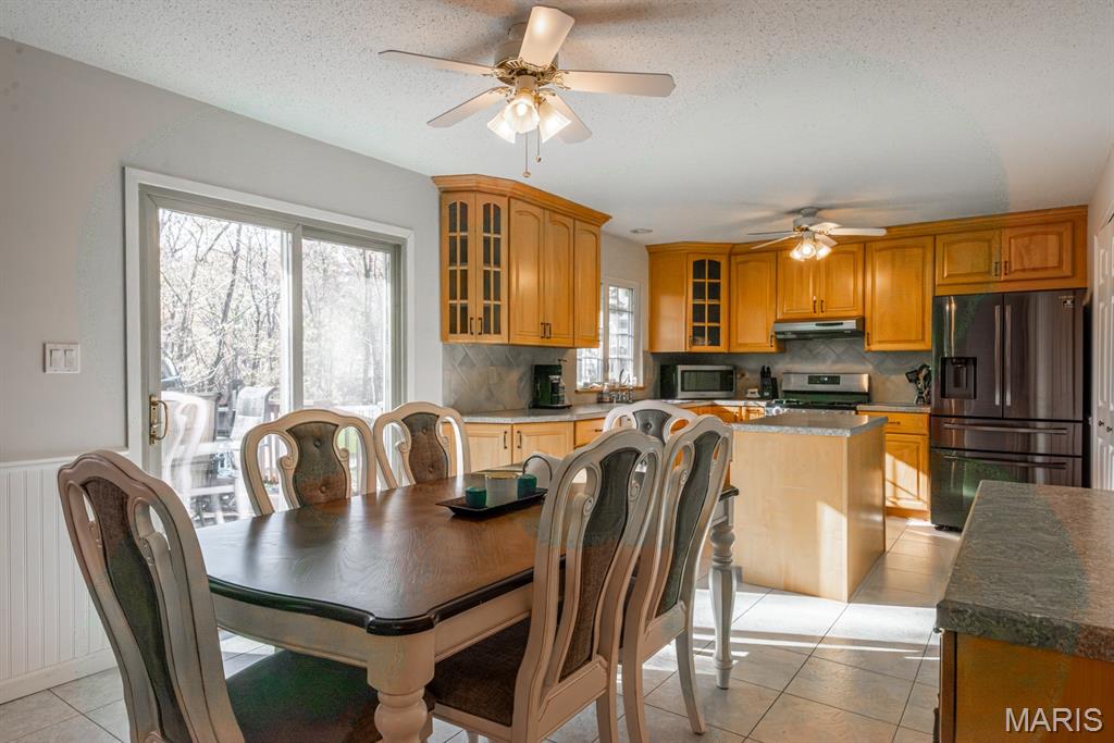 7012 Chalkstone Road Oakville, MO 63129 - Photo 31 of 48