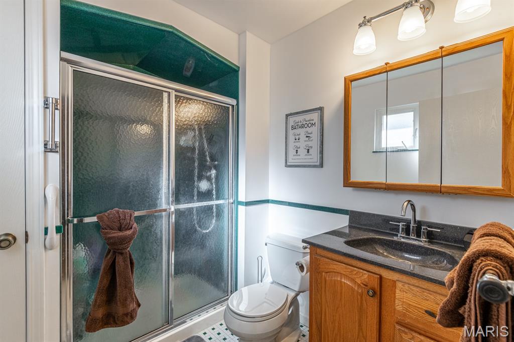 7012 Chalkstone Road Oakville, MO 63129 - Photo 34 of 48