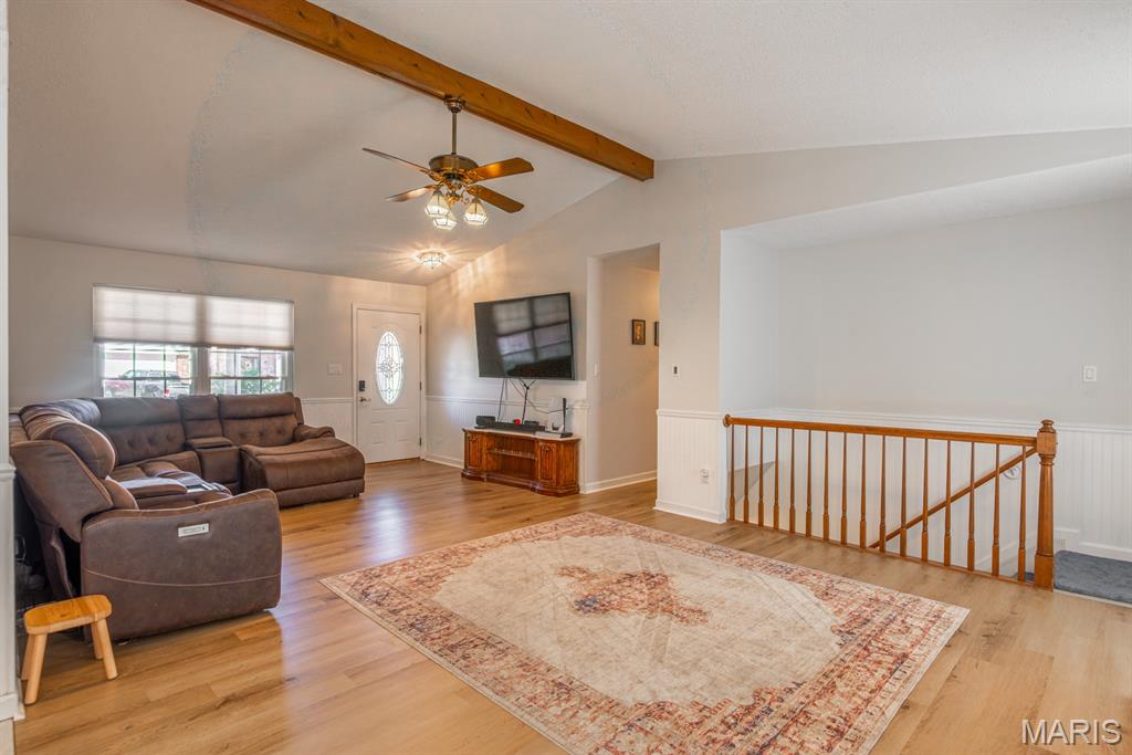 7012 Chalkstone Road Oakville, MO 63129 - Photo 6 of 48