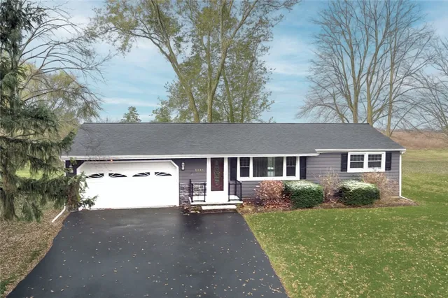 $249,000 | 3092 East Bayard Street, Seneca Falls, NY 13148