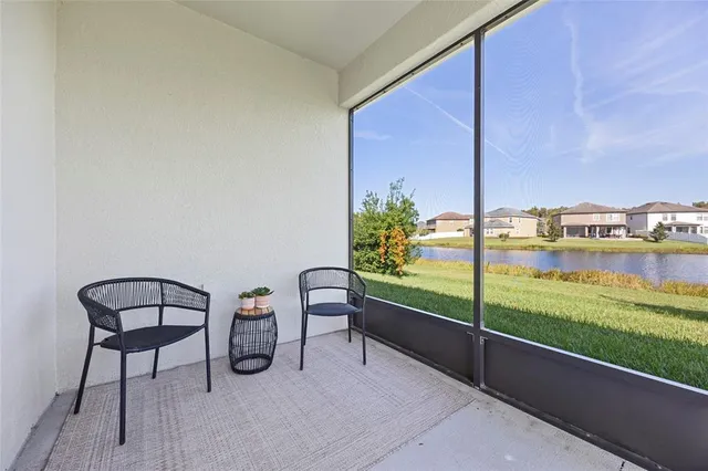 $425,000 | 19485 Paddock View Drive, Tampa, FL 33647