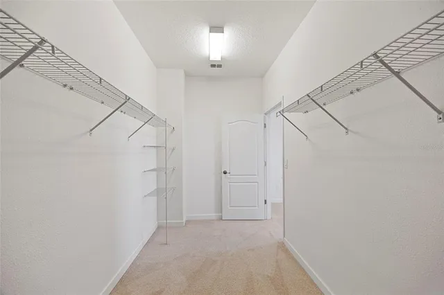 $425,000 | 19485 Paddock View Drive, Tampa, FL 33647