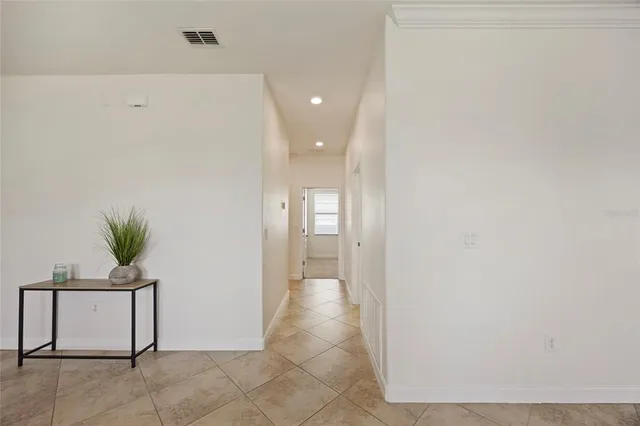 $425,000 | 19485 Paddock View Drive, Tampa, FL 33647