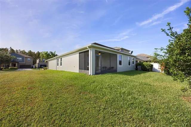 $425,000 | 19485 Paddock View Drive, Tampa, FL 33647