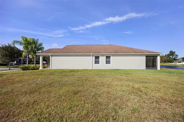 $425,000 | 19485 Paddock View Drive, Tampa, FL 33647