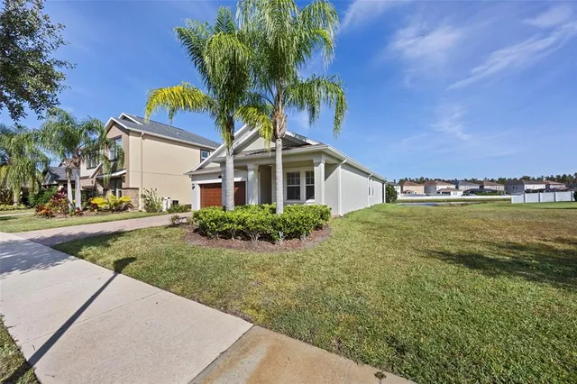 $425,000 | 19485 Paddock View Drive, Tampa, FL 33647