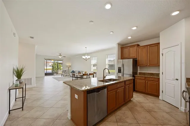 $425,000 | 19485 Paddock View Drive, Tampa, FL 33647