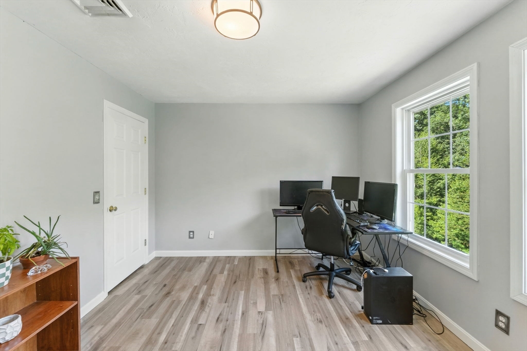 270 New Braintree Road West Brookfield, MA 01585 - Photo 29 of 38