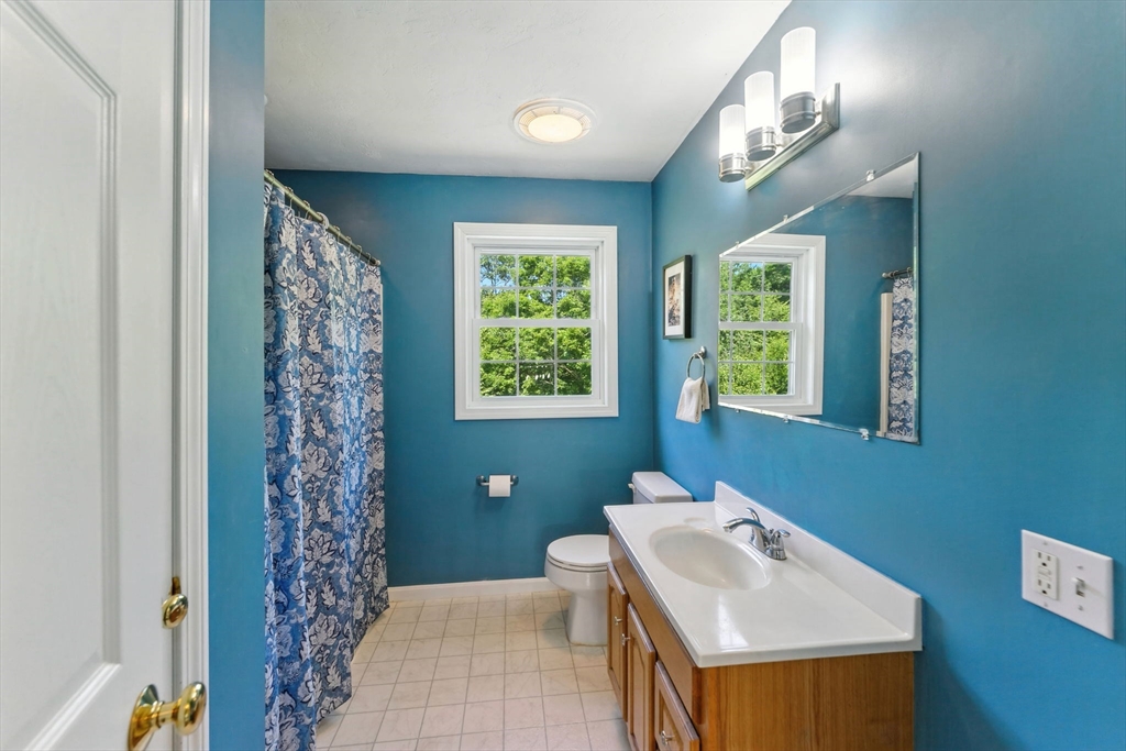 270 New Braintree Road West Brookfield, MA 01585 - Photo 31 of 38