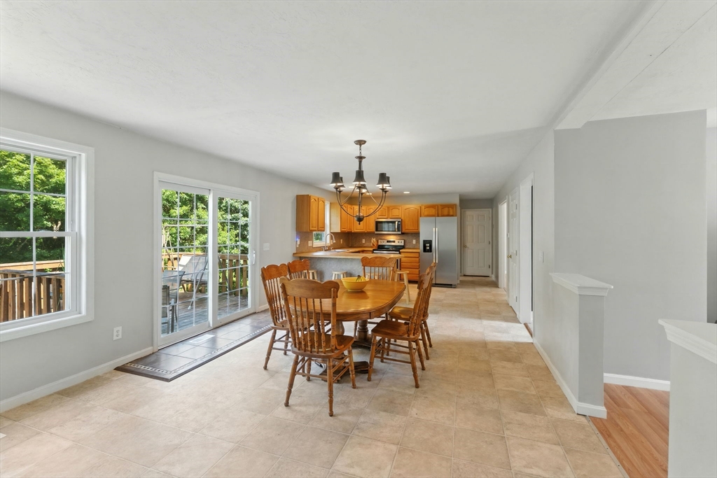 270 New Braintree Road West Brookfield, MA 01585 - Photo 10 of 38