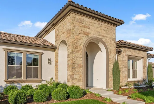 $1,519,000 | 2687 Trenton Avenue, Clovis, CA 93619