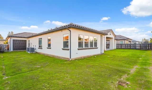 $1,519,000 | 2687 Trenton Avenue, Clovis, CA 93619