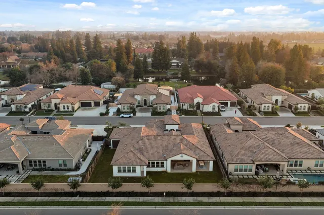 $1,519,000 | 2687 Trenton Avenue, Clovis, CA 93619