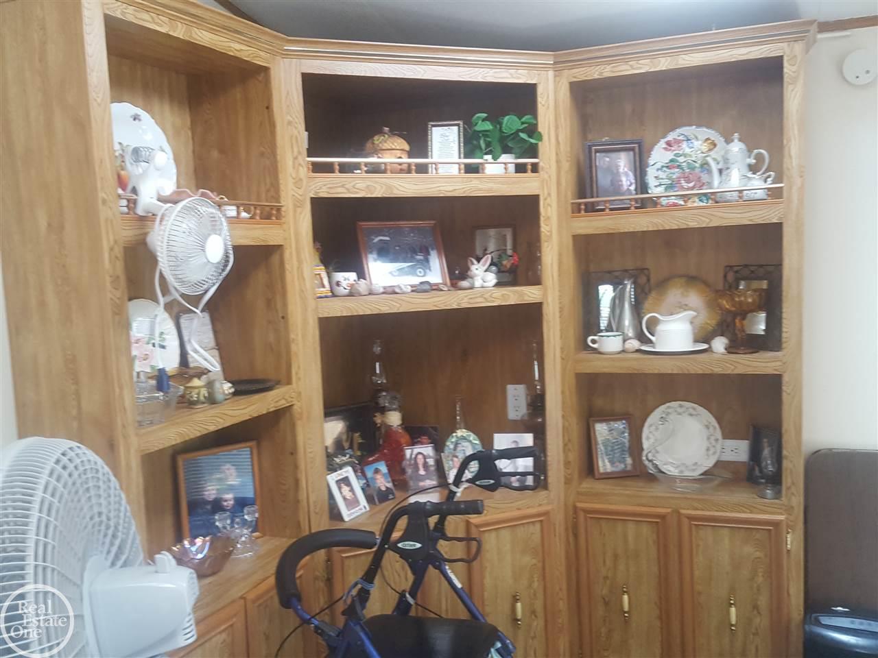 4675 Duce Road Avoca, MI 48006 - Photo 3 of 20 31300873-2.JPG