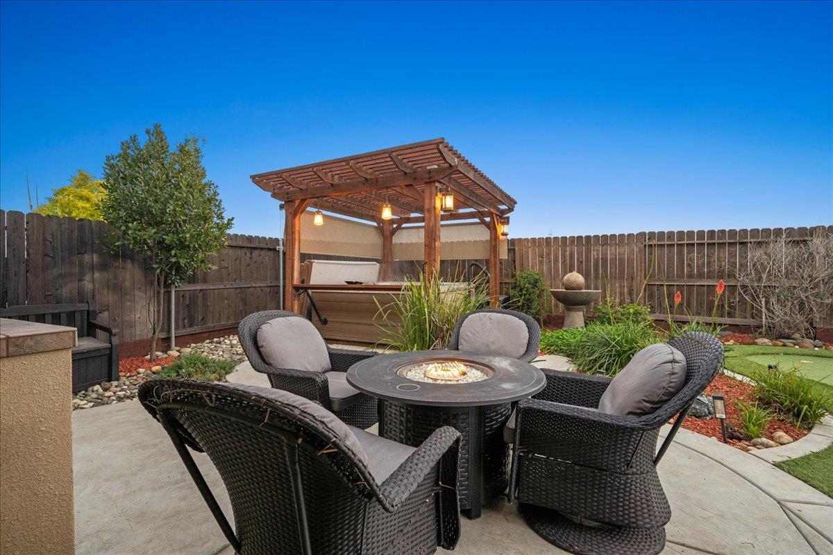 12791 Evanston Way Rancho Cordova, CA 95742 - Photo 38 of 54 a outdoor living space with furniture and garden