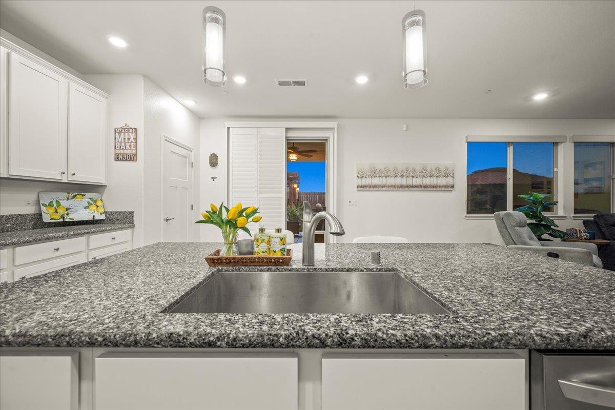 12791 Evanston Way Rancho Cordova, CA 95742 - Photo 46 of 54