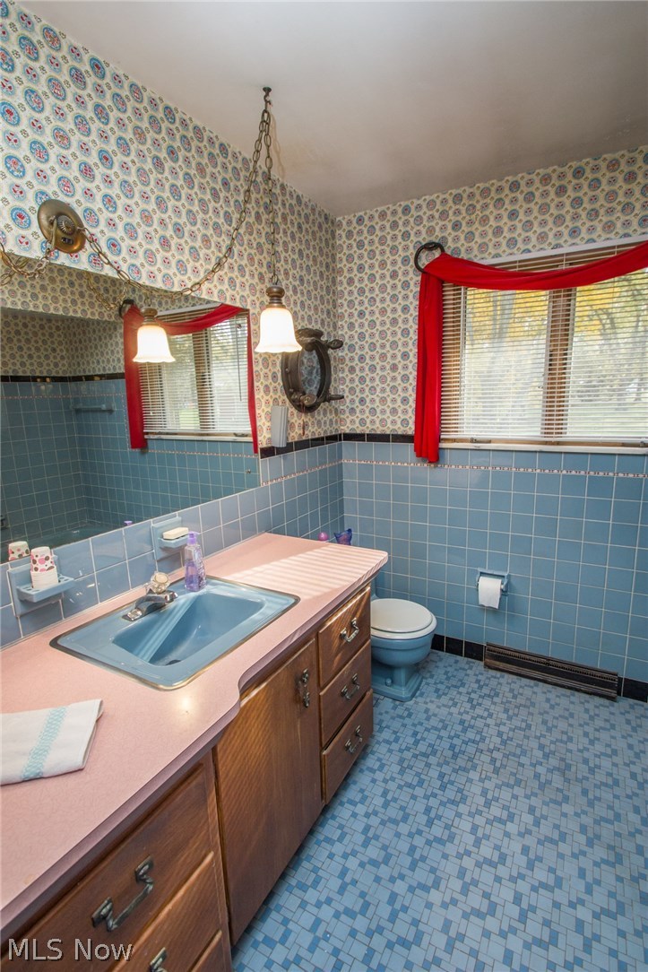 7700 Montello Road Independence, OH 44131 - Photo 18 of 28 Main full bath