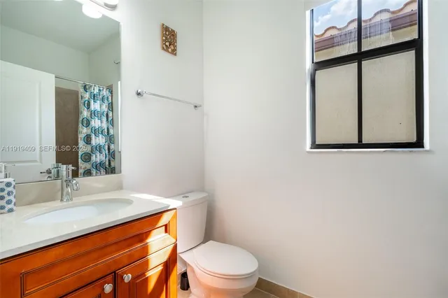 $499,000 | 4816 Northwest 56th Court, Tamarac, FL 33319