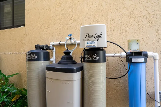 $499,000 | 4816 Northwest 56th Court, Tamarac, FL 33319