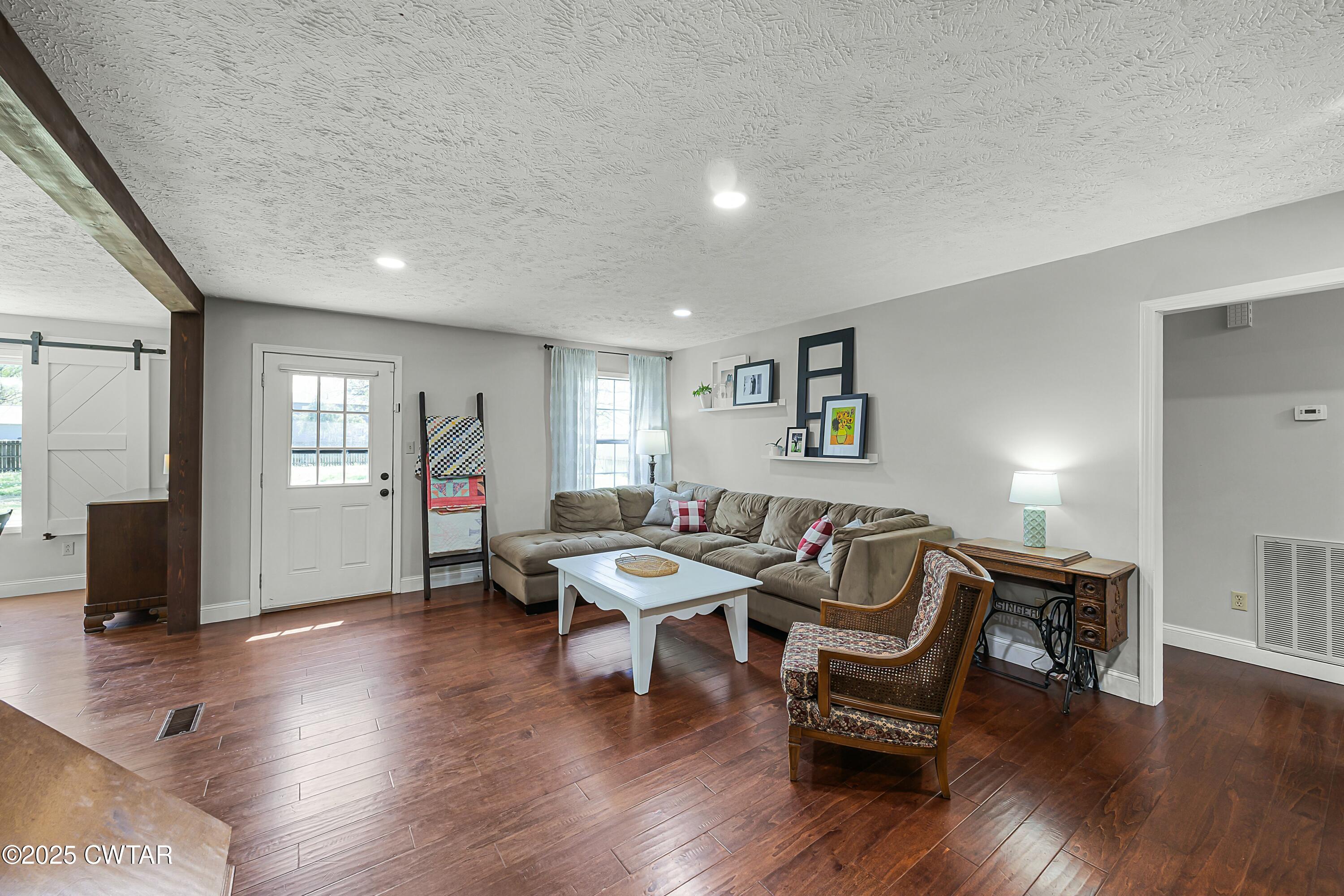 1570 Ashport Road Jackson, TN 38305 - Photo 4 of 17 tempImagenLJQgT