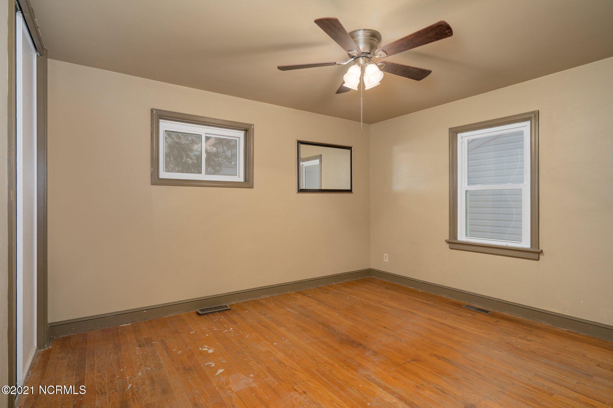 2916 Amherst Road Rocky Mount, NC 27804 - Photo 12 of 21 013-2916AmherstRoad-RockyMount-NC-27804-
