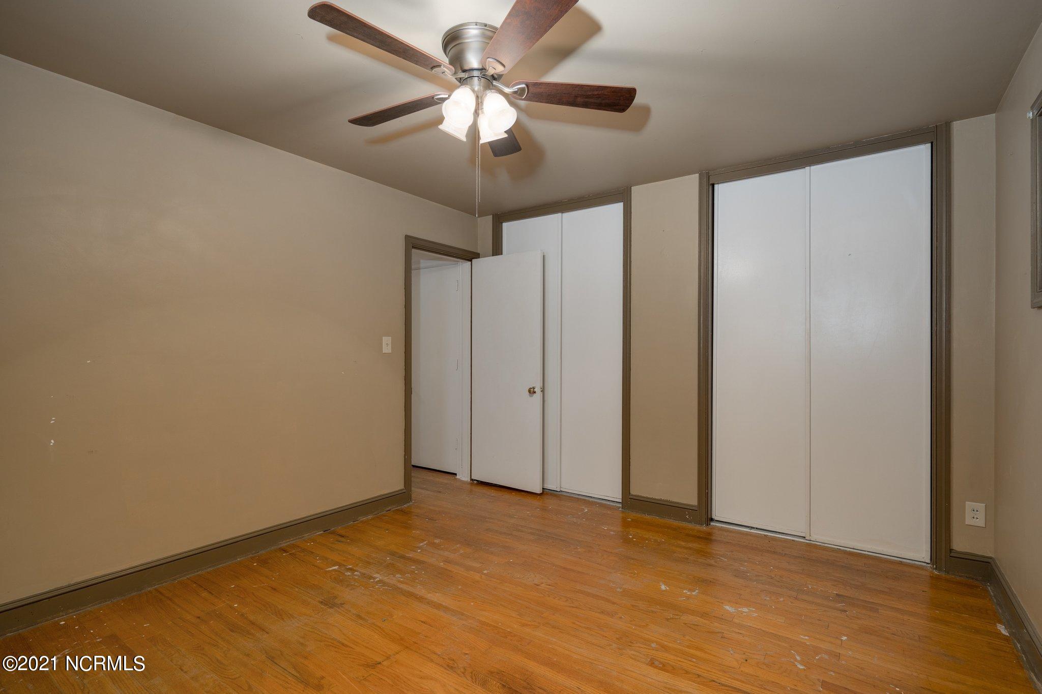 2916 Amherst Road Rocky Mount, NC 27804 - Photo 13 of 21 014-2916AmherstRoad-RockyMount-NC-27804-