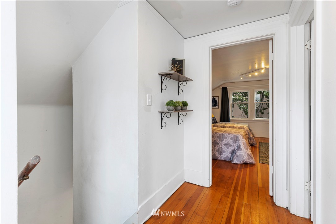 416 North 39th Street Seattle, WA 98103 - Photo 24 of 34 Gallery Image 24