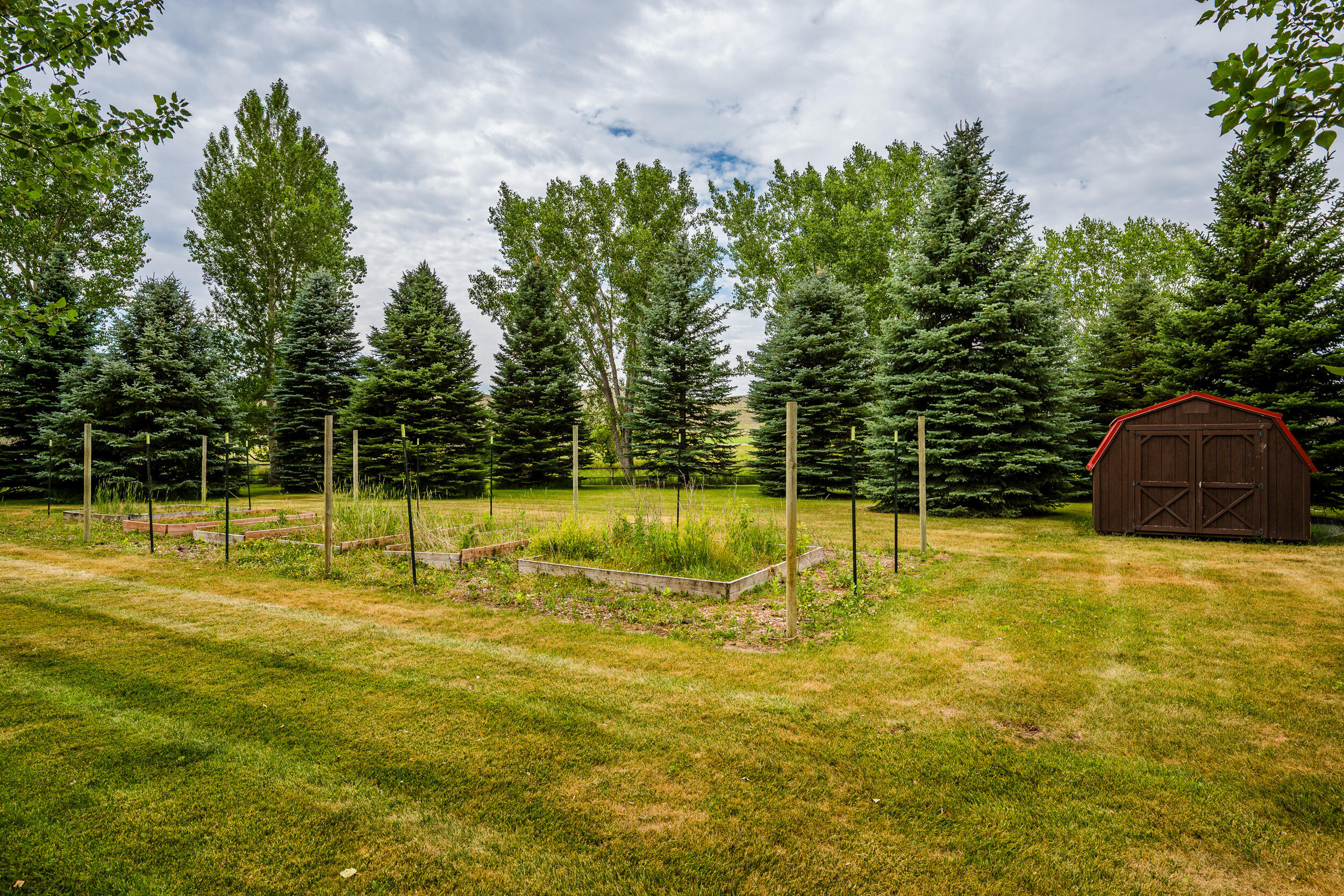 28 Apache Road Clearmont, WY 82835 - Photo 35 of 40 28 apache garden