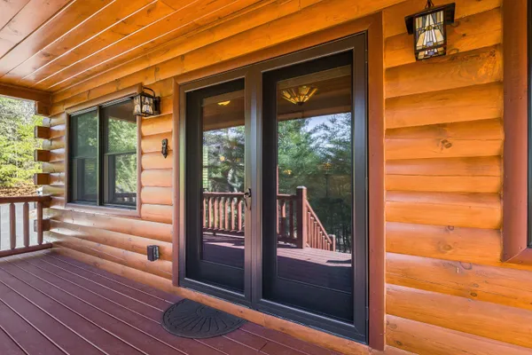 $574,900 | 16252 Crabtree Falls Highway, Vesuvius, VA 24483