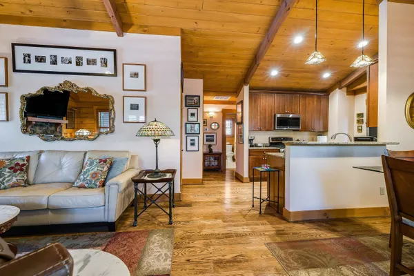 $574,900 | 16252 Crabtree Falls Highway, Vesuvius, VA 24483