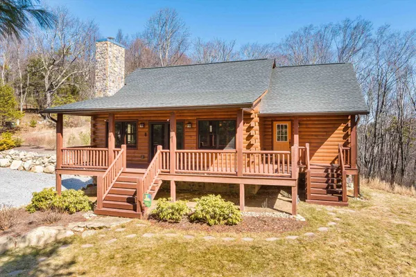 $574,900 | 16252 Crabtree Falls Highway, Vesuvius, VA 24483