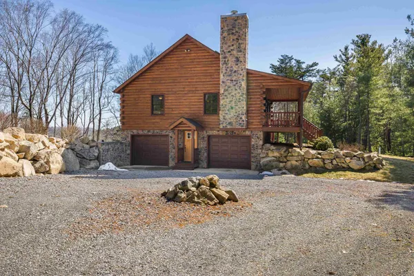 $574,900 | 16252 Crabtree Falls Highway, Vesuvius, VA 24483