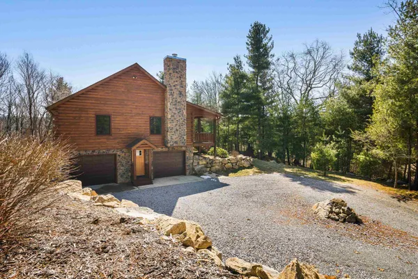 $574,900 | 16252 Crabtree Falls Highway, Vesuvius, VA 24483