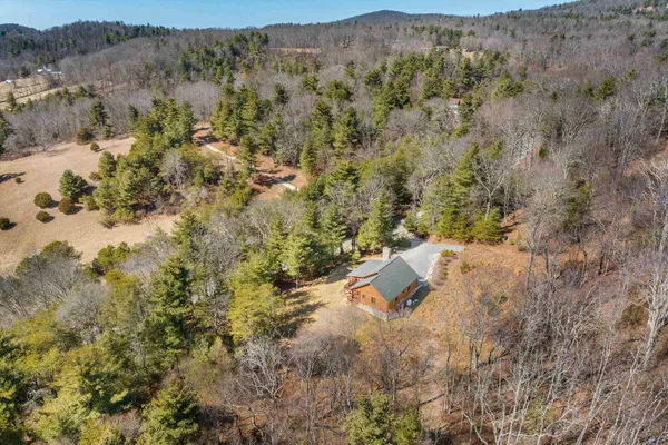 $574,900 | 16252 Crabtree Falls Highway, Vesuvius, VA 24483