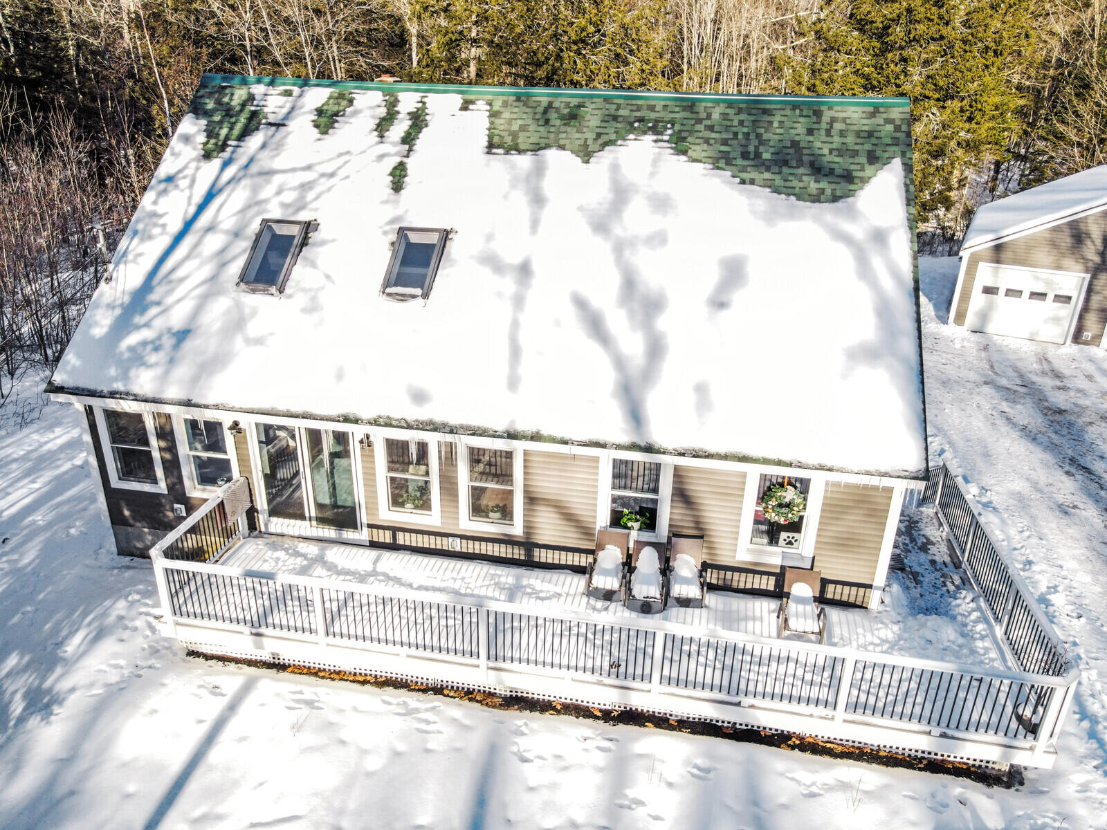 81 East Pond Road Oakland, ME 04963 - Photo 3 of 72 3