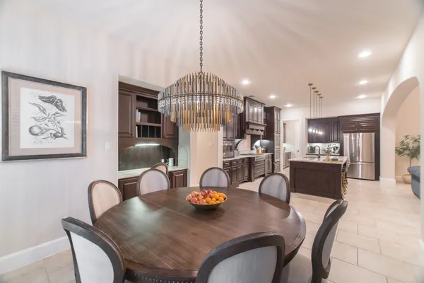 $1,195,000 | 46 South Shasta Bend Circle, The Woodlands, TX 77389