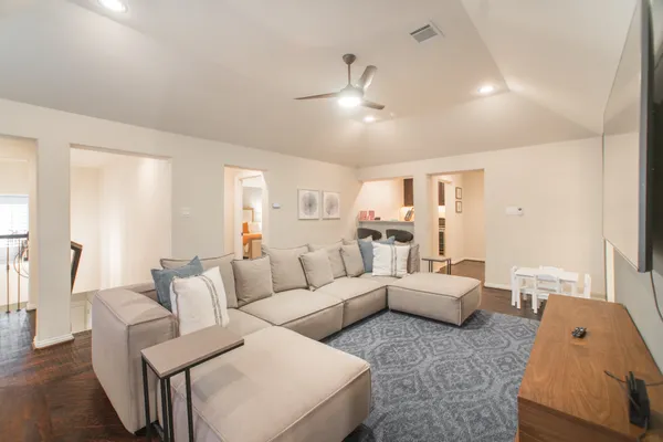 $1,195,000 | 46 South Shasta Bend Circle, The Woodlands, TX 77389