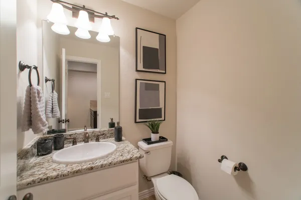 $1,195,000 | 46 South Shasta Bend Circle, The Woodlands, TX 77389