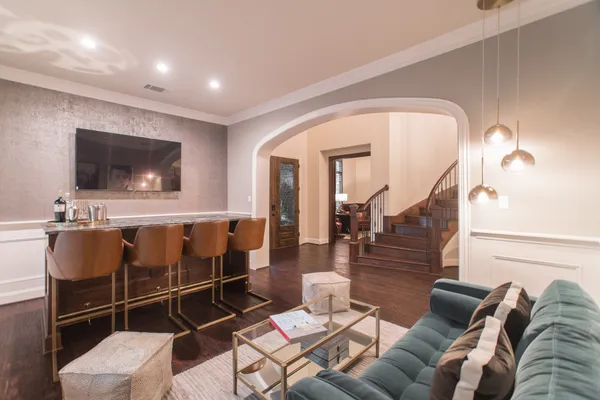 $1,195,000 | 46 South Shasta Bend Circle, The Woodlands, TX 77389