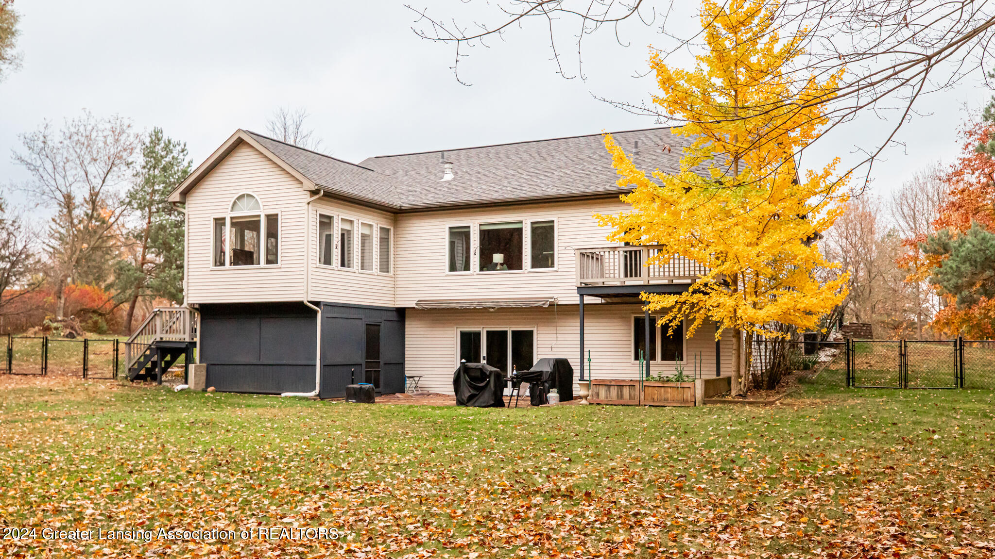 713 North Waverly Road Dimondale, MI 48821 - Photo 26 of 32 713NWaverly28