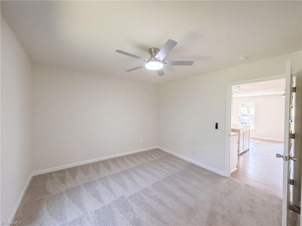 4982 Follansbee Road Winston-Salem, NC 27127 - Photo 4 of 32 Gallery Image 4