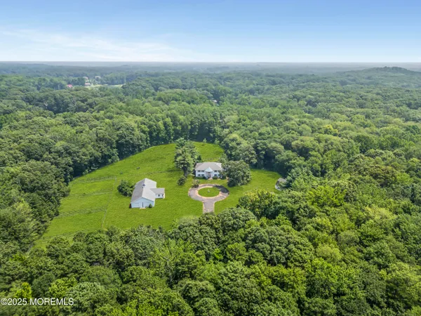 $3,900,000 | 447 Stagecoach Road, Clarksburg, NJ 08510