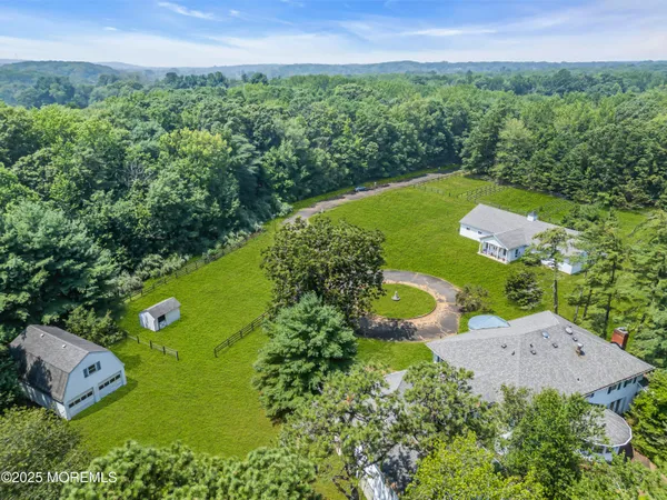 $3,900,000 | 447 Stagecoach Road, Millstone Township, NJ 08510