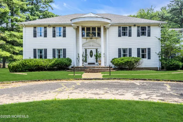 $3,900,000 | 447 Stagecoach Road, Millstone Township, NJ 08510