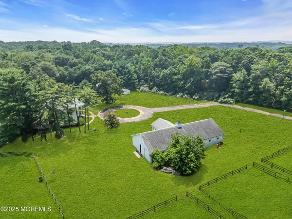 $3,900,000 | 447 Stagecoach Road, Millstone Township, NJ 08510