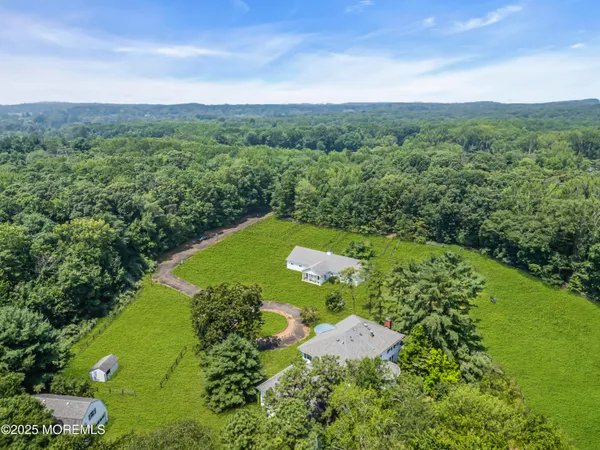 $3,900,000 | 447 Stagecoach Road, Millstone Township, NJ 08510