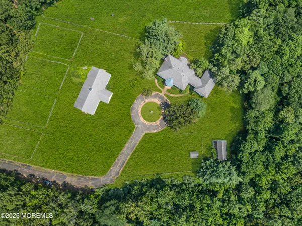 $3,900,000 | 447 Stagecoach Road, Millstone Township, NJ 08510