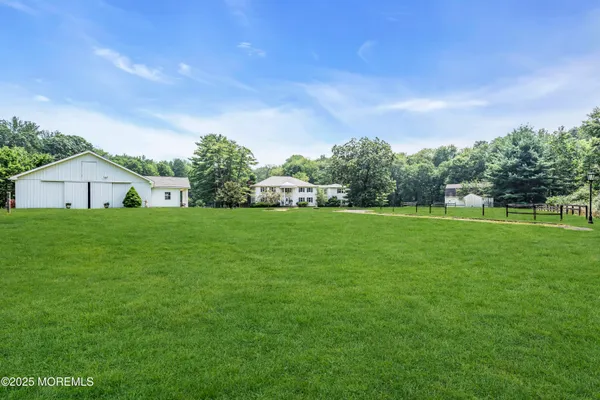 $3,900,000 | 447 Stagecoach Road, Millstone Township, NJ 08510